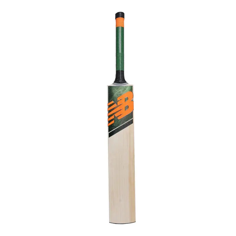 New Balance DC 980 Cricket Bat