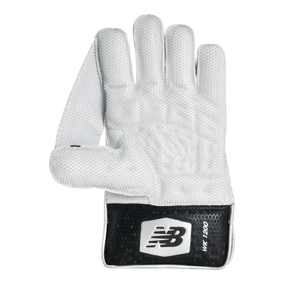 New Balance 1200 Wicket Keeping Gloves New 2025