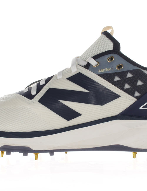 Load image into Gallery viewer, New Balance CK10 GN6 Spike Cricket Shoes New 2024
