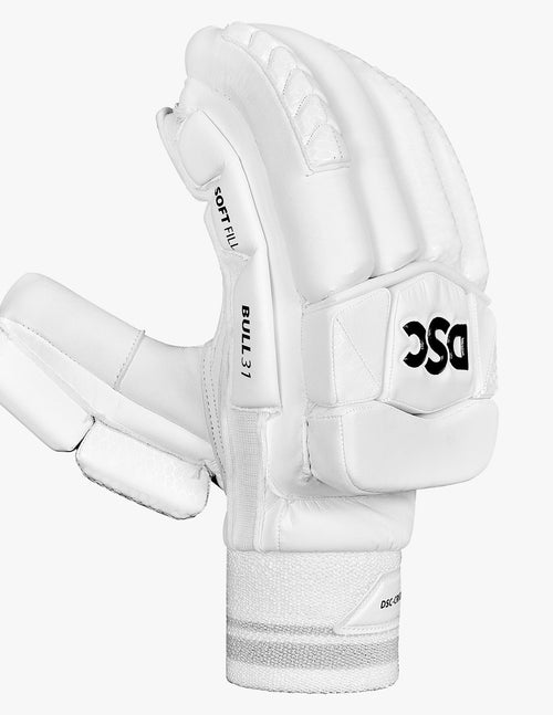 Load image into Gallery viewer, DSC Krunch Bull 31 Batting Gloves New 2024
