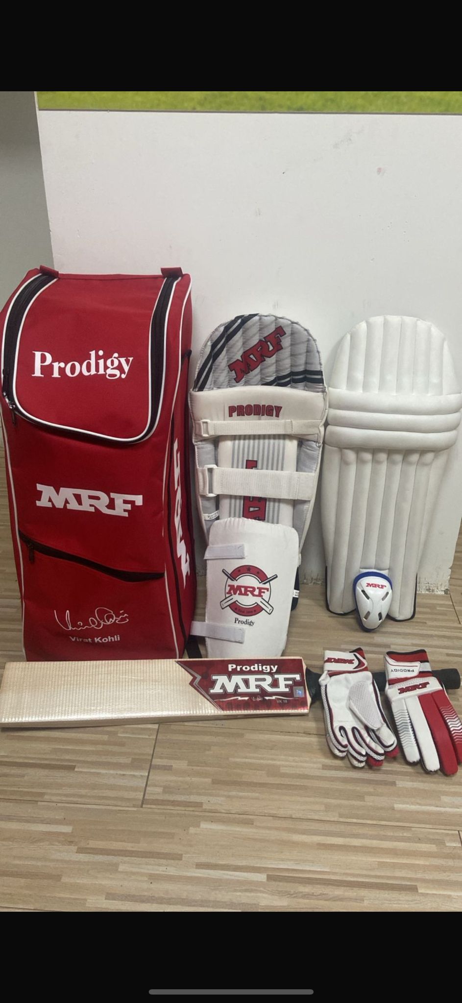 MRF Prodigy Junior Cricket Set New 2025