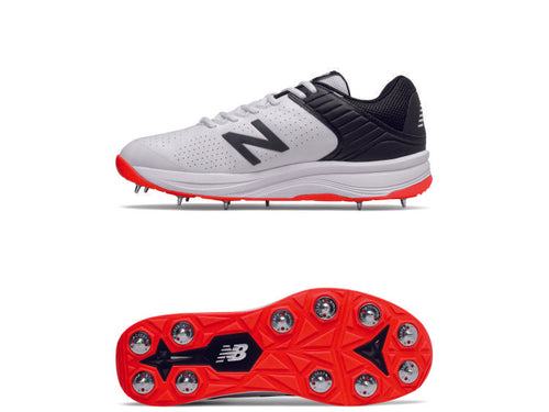 Load image into Gallery viewer, New Balance CK4030 L4 Spike Cricket Shoes (6781786423348)
